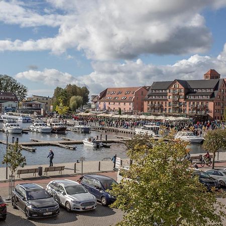 Altstadtapartment Carli- Komfortable Ferienwohnung Im Herzen Von Waren ภายนอก รูปภาพ
